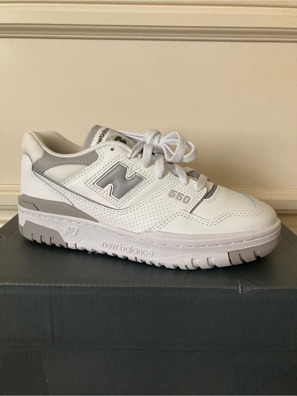 NIB Women’s New Balance 550 White with Light Gray Accents Sneaker - Picture 2 of 7